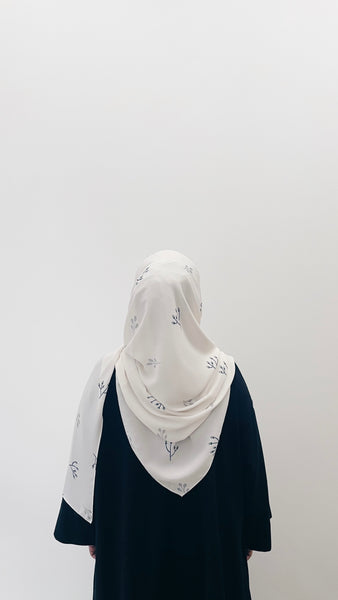 Printed : Bloom in Blue