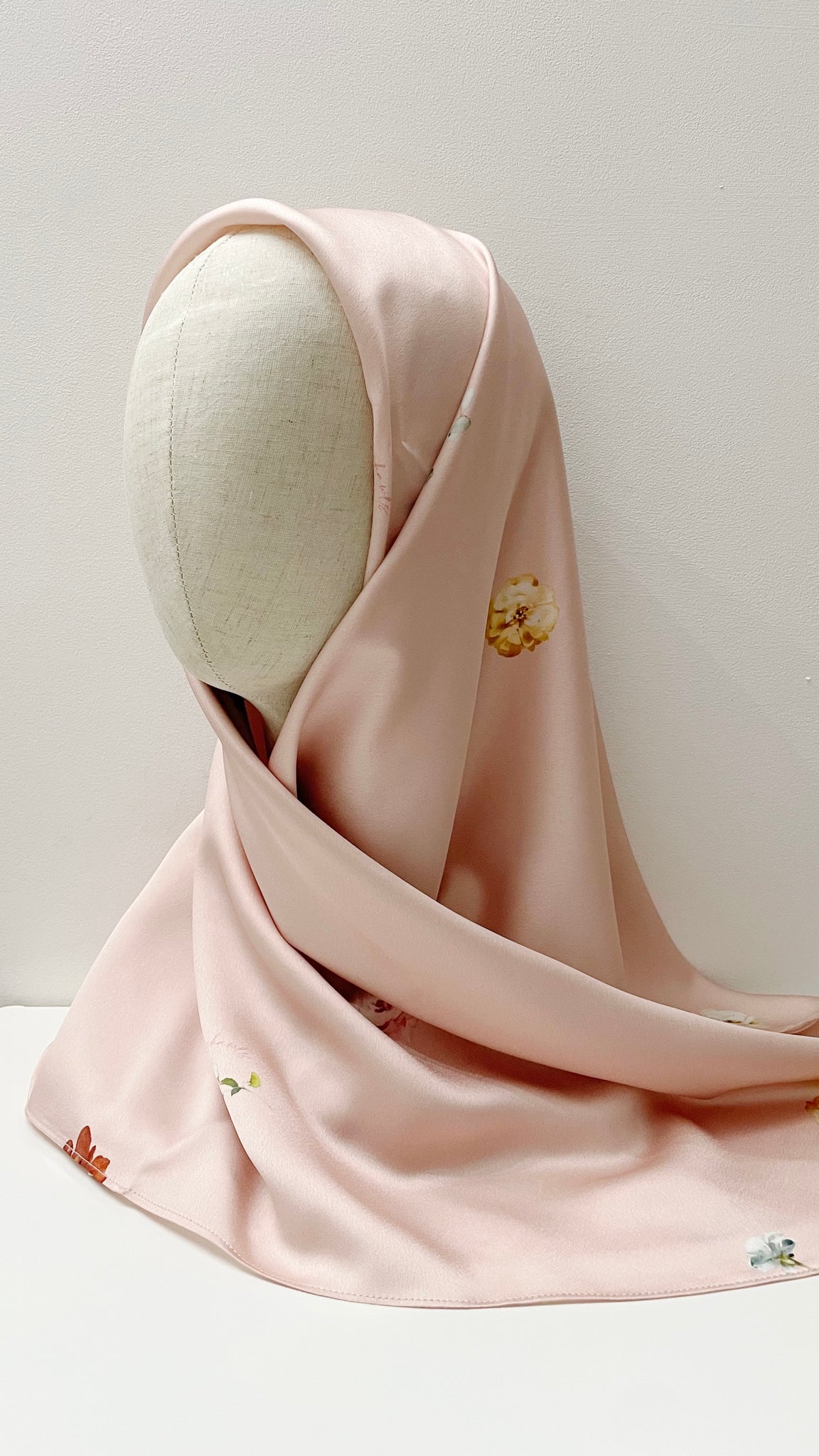 Satin Scarf 45” : Blush