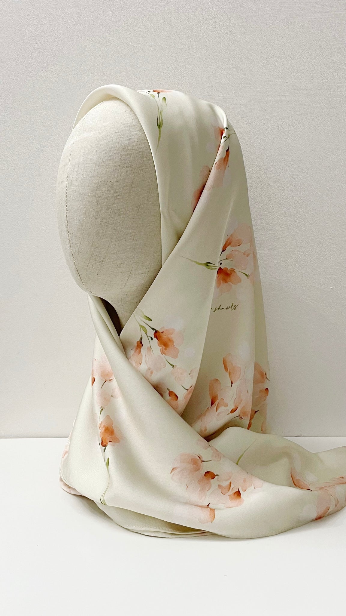 Satin Scarf 45” : Butter