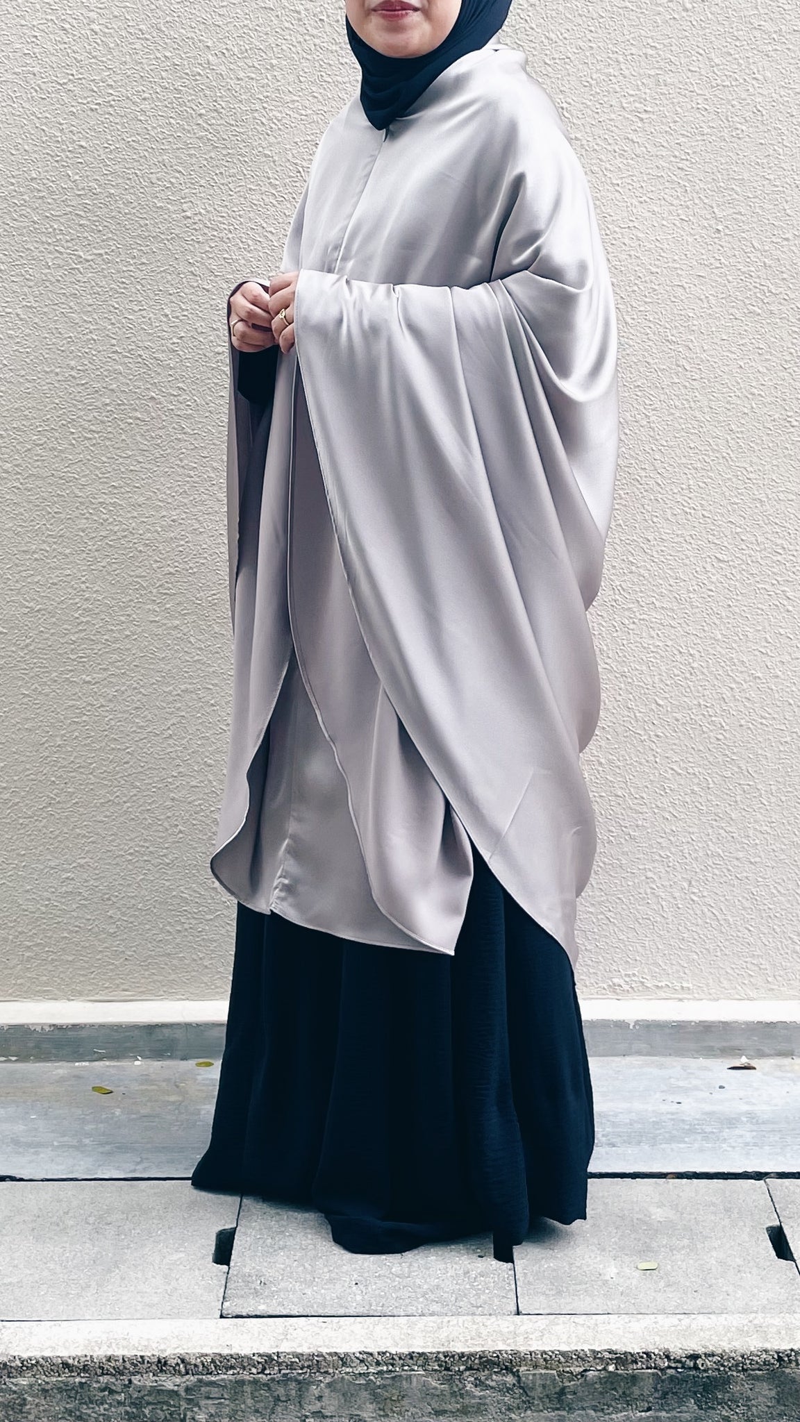 Satin Silk Telekung : Silver Mist