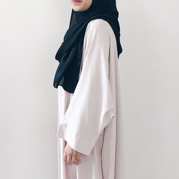 Textured Satin : Black