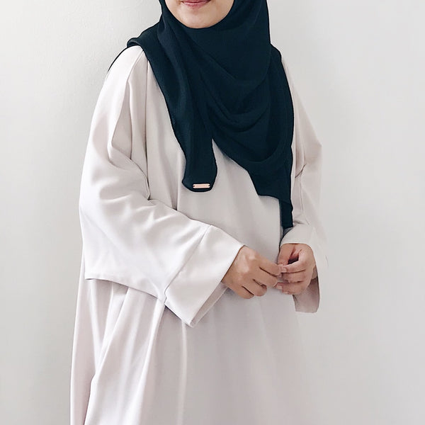 Textured Satin : Black