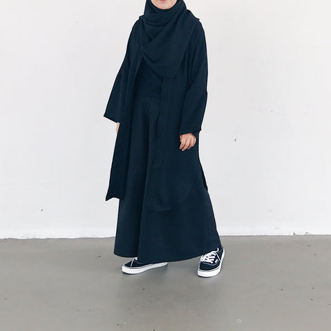 Mid-Cut Cardigan : Black