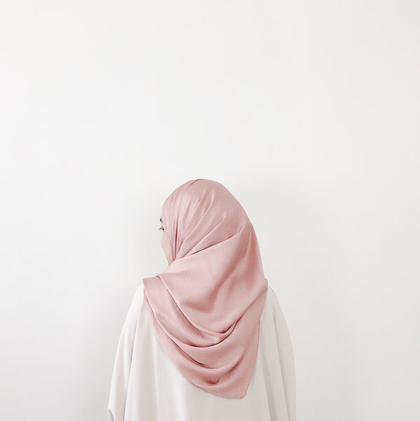 Textured Satin : Blush