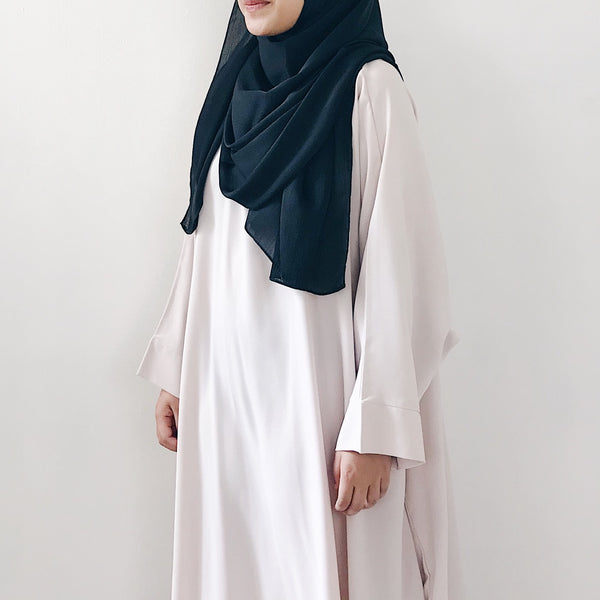 Textured Satin : Black