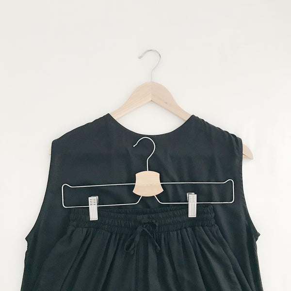 Essentials : Top & Bottom in Black