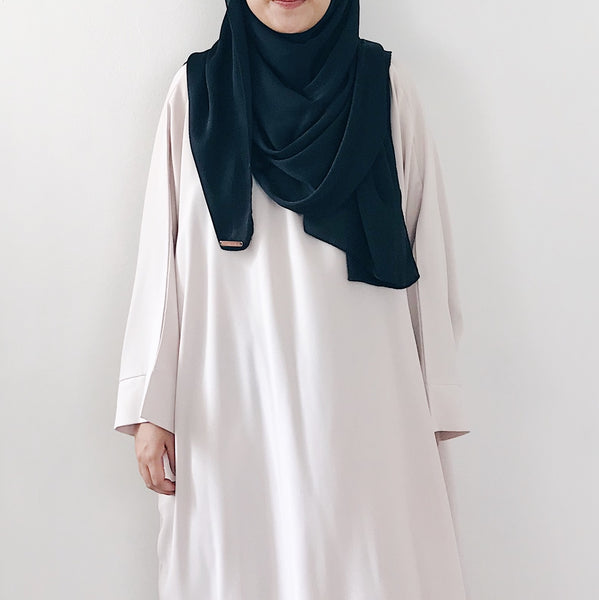 Textured Satin : Black