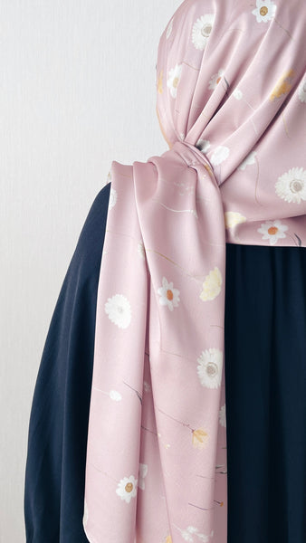 Printed : Portrait in Rose