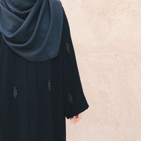 Capsule Collection : Hand-Beaded Abaya