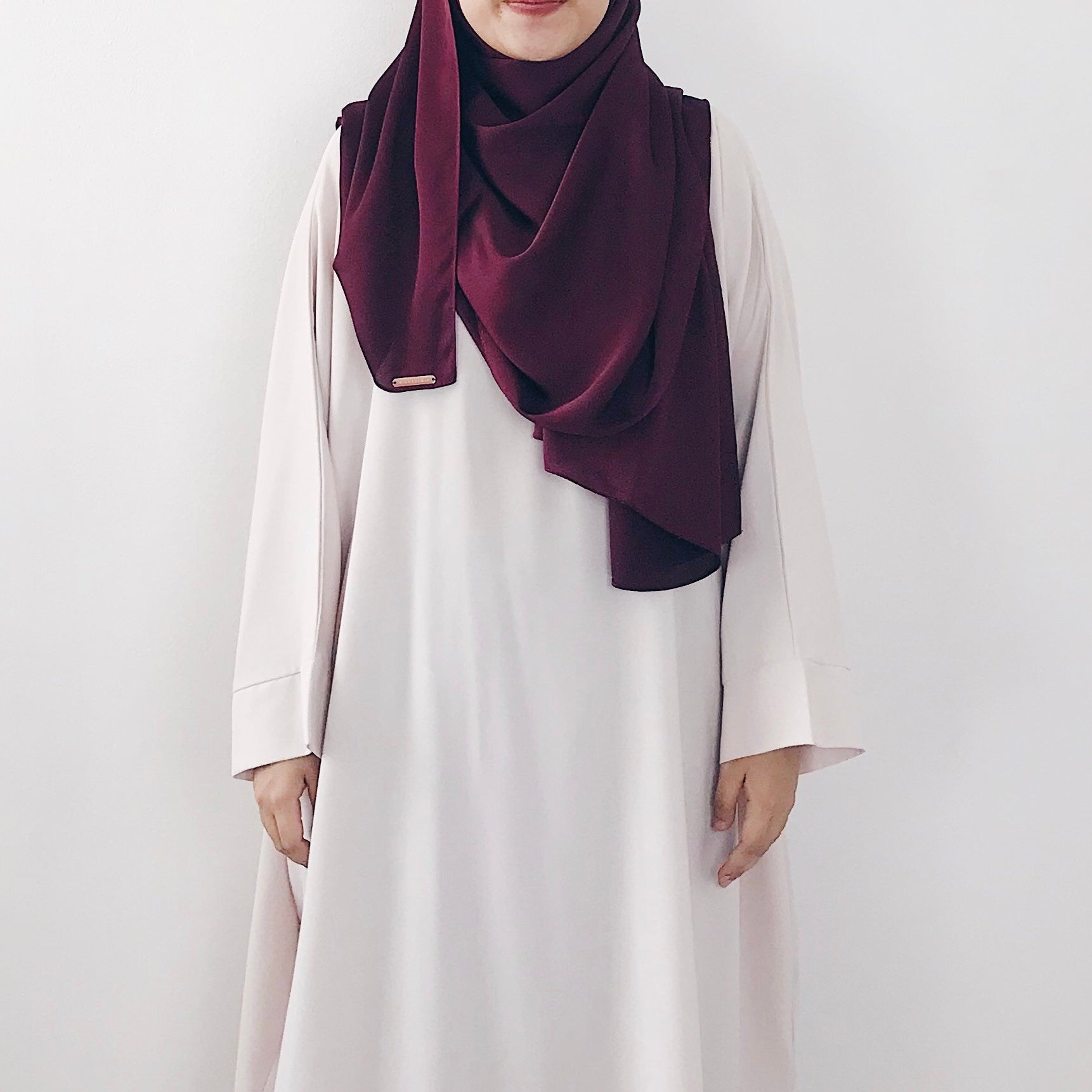 Satin Crepe : Maroon