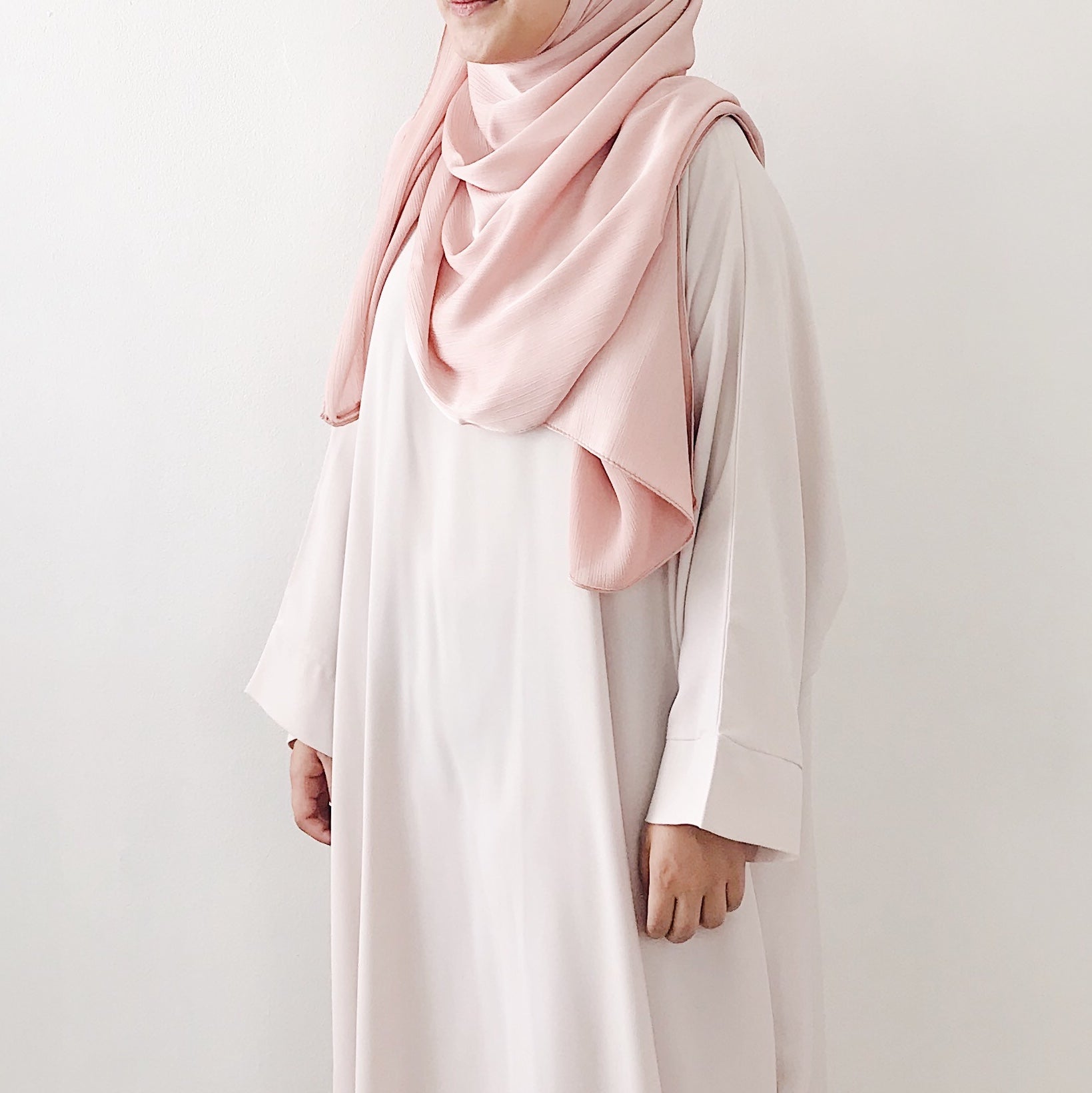 Textured Satin : Baby Pink