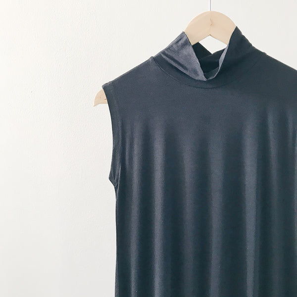 Essentials : Inner Dress in Black