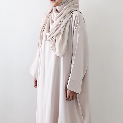 Textured Satin : Light Cream