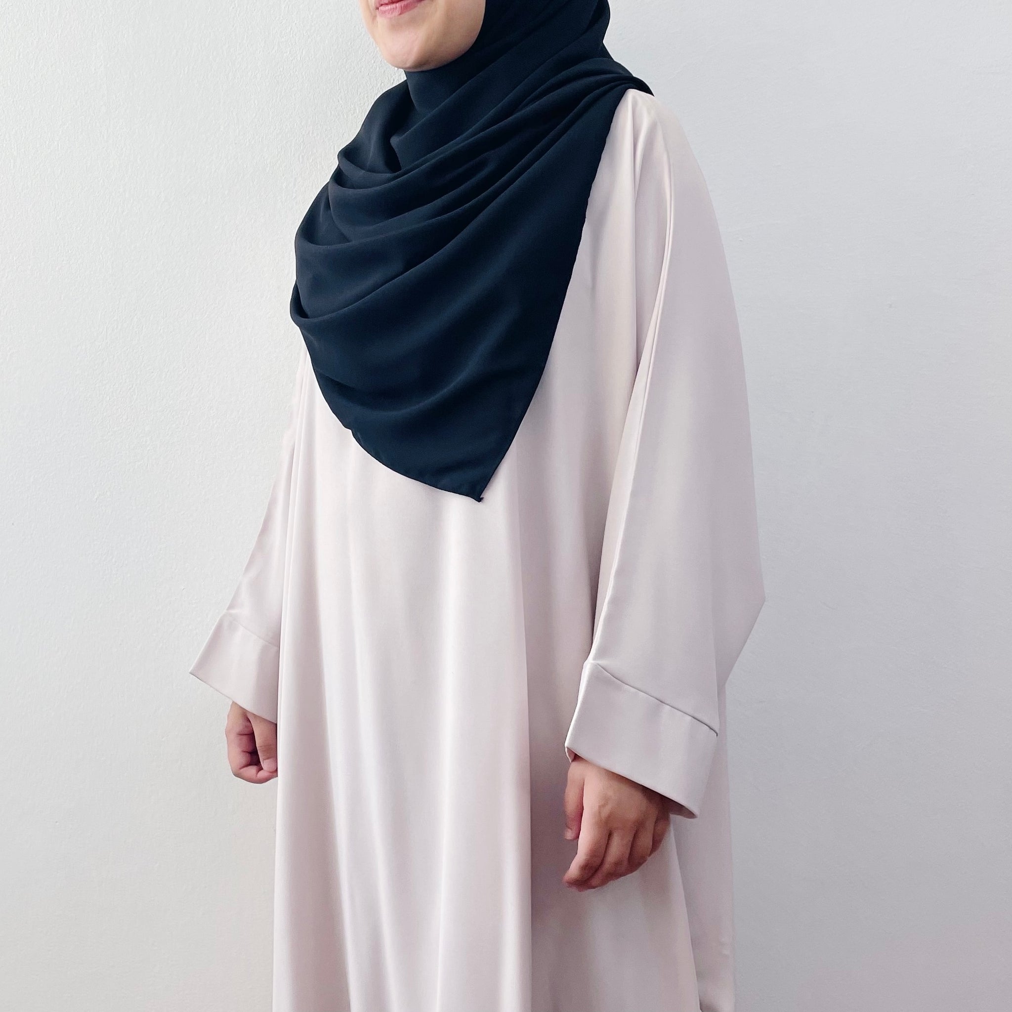 Premium Chiffon : Black