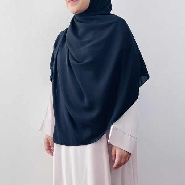 Super Wide Shawl (PC) : Ash