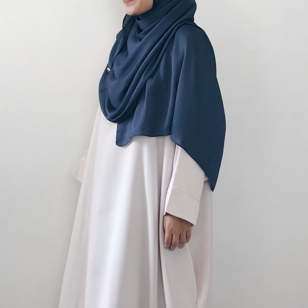 Textured Satin : Bluish Grey