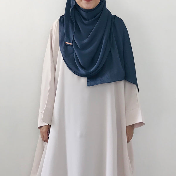 Textured Satin : Bluish Grey