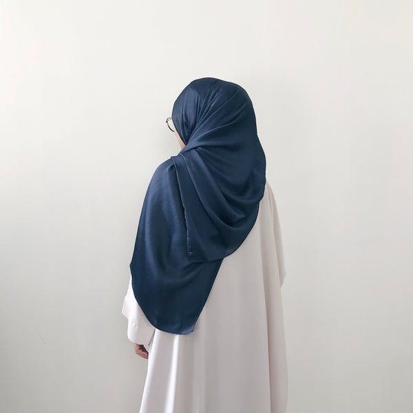 Textured Satin : Bluish Grey