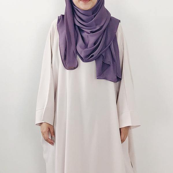 Textured Satin : Plum