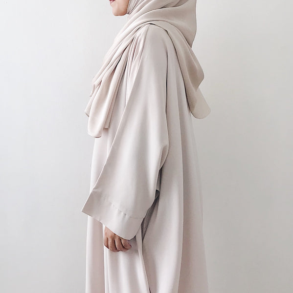 Textured Satin : Light Cream