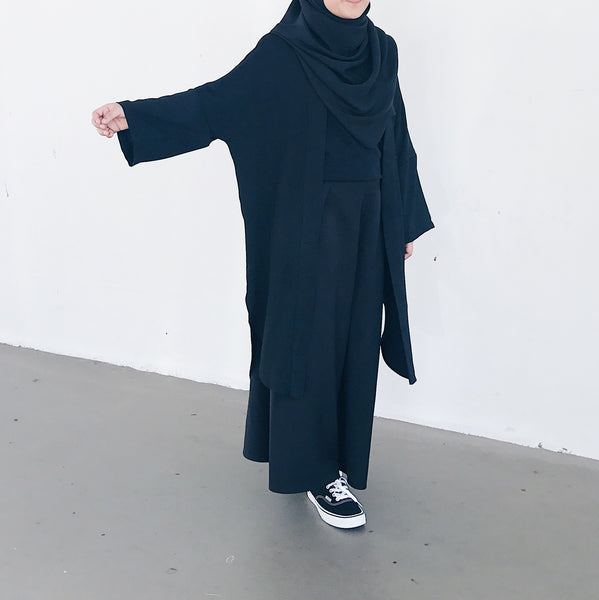 Mid-Cut Cardigan : Black