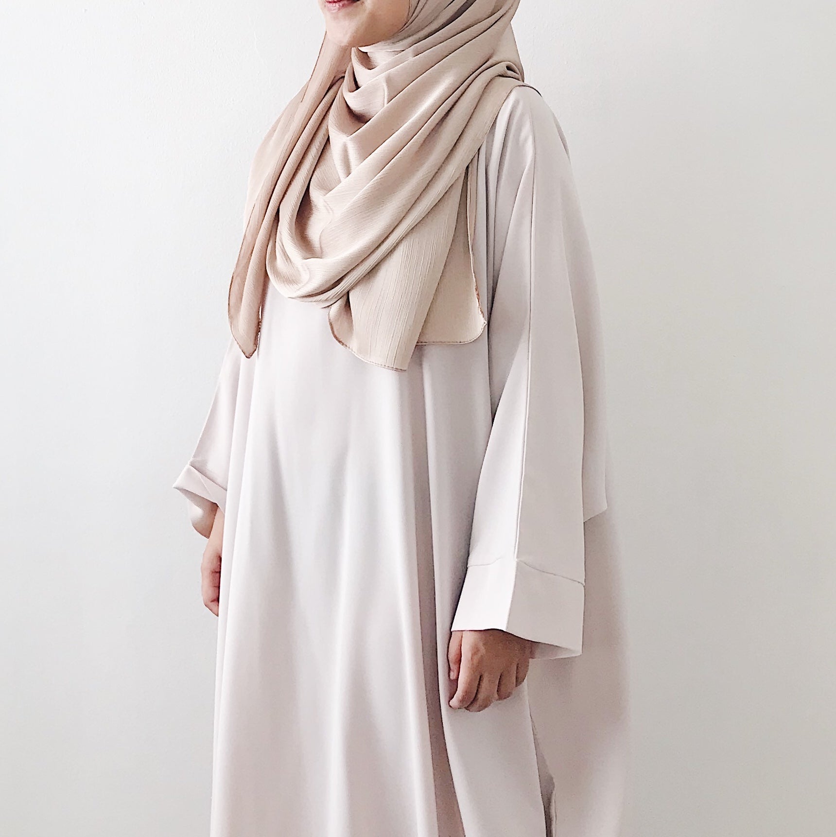 Textured Satin : Hazel