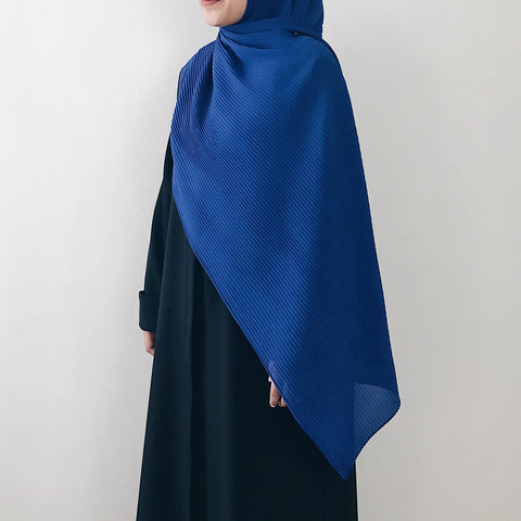 Pleats : Cobalt