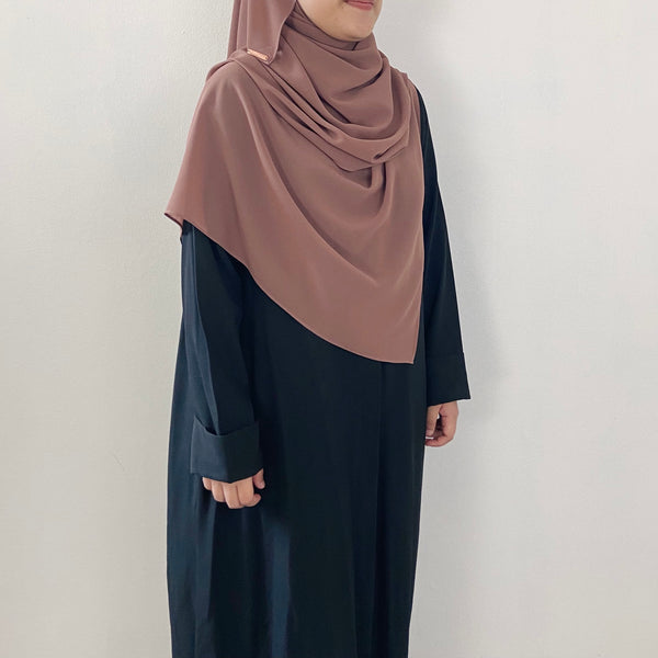 Tie-Back Shawl : Cocoa