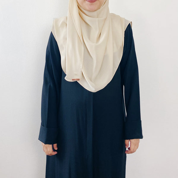 Textured Satin : Cream