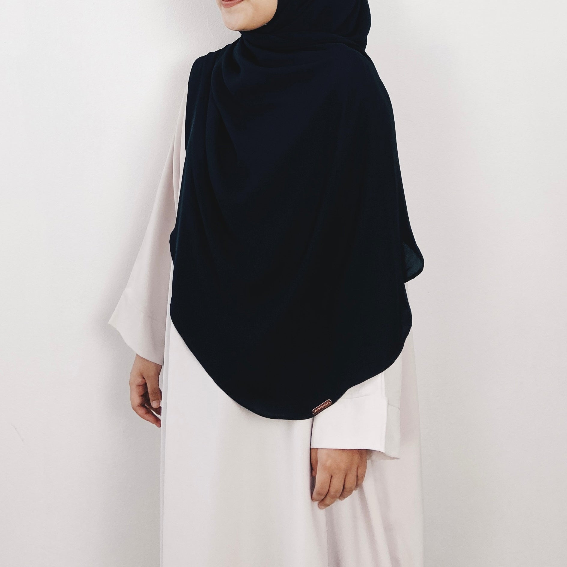CAPSULE : Curve End Shawl