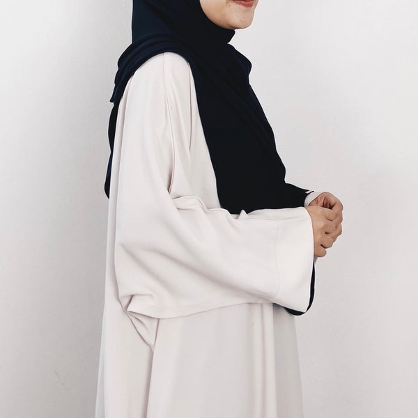 CAPSULE : Curve End Shawl