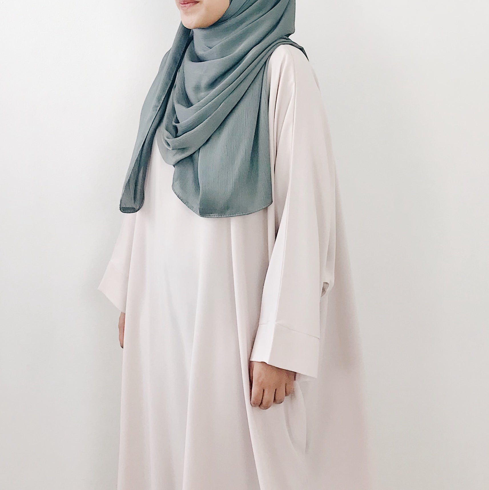 Textured Satin : Metallic Grey