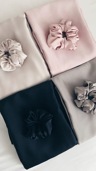 Satin Silk Telekung : Champagne