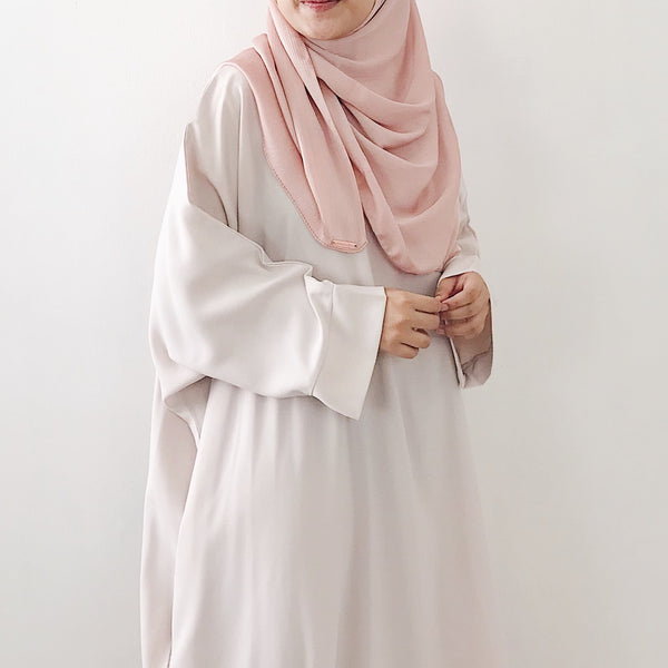 Textured Satin : Baby Pink