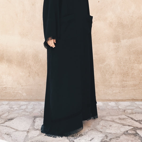 Capsule Collection : Fringe Pocket Abaya