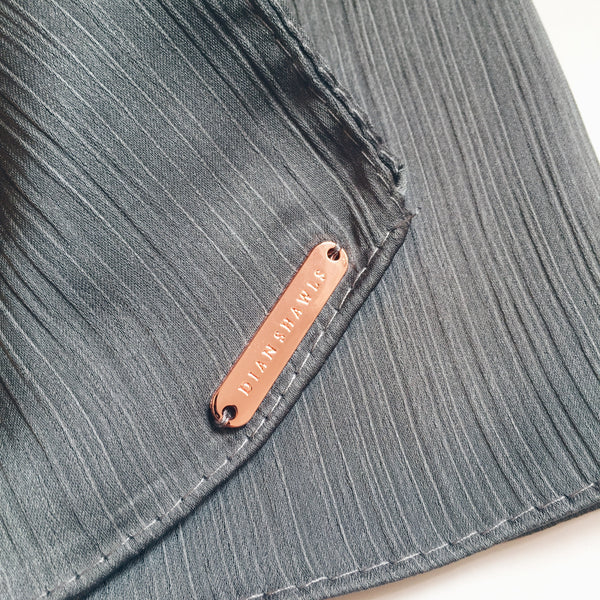 Textured Satin : Black