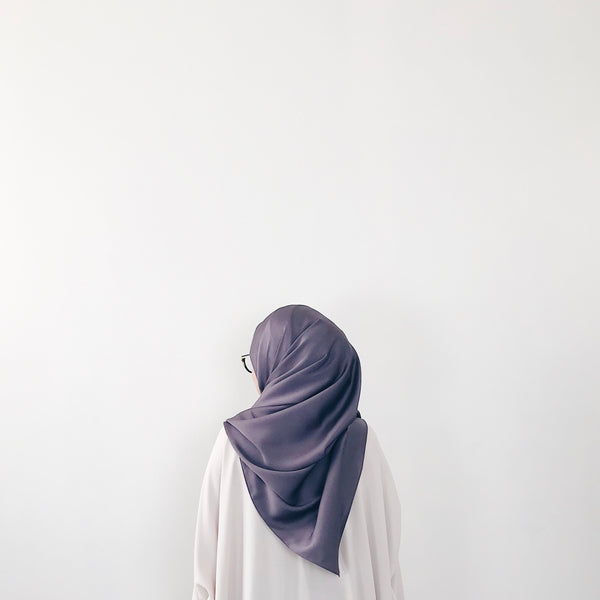 Satin Crepe : Raisin