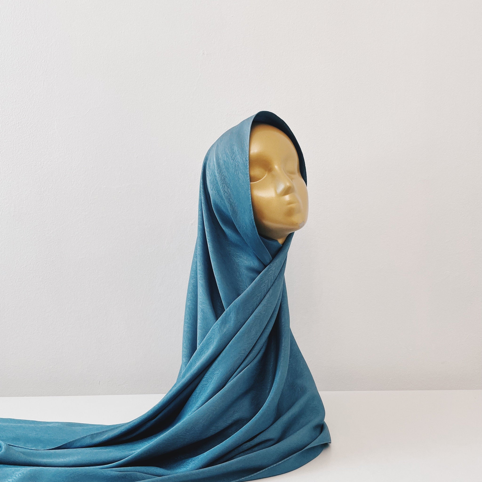 AS/IS - Lined Satin : Turquoise Blue