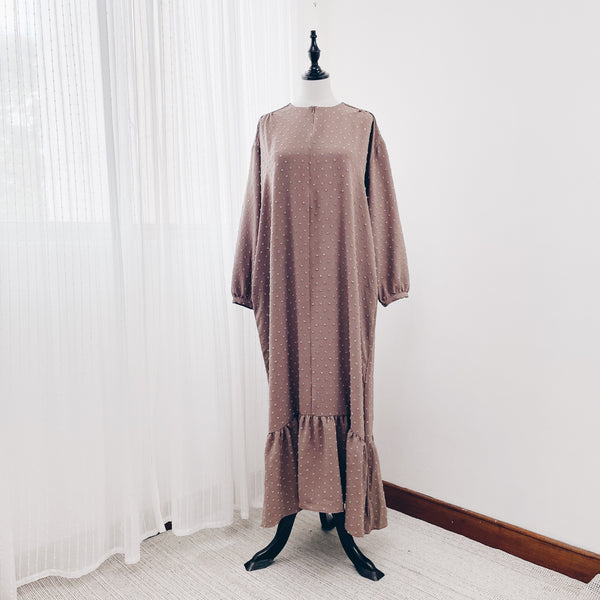 The Dotted Dress : Oat