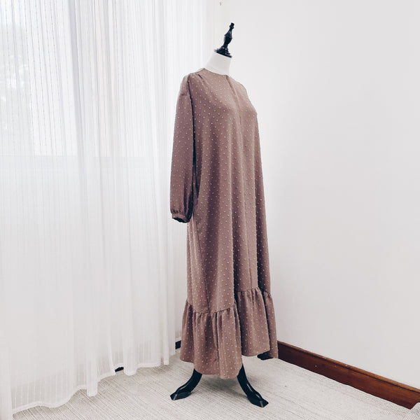 The Dotted Dress : Oat