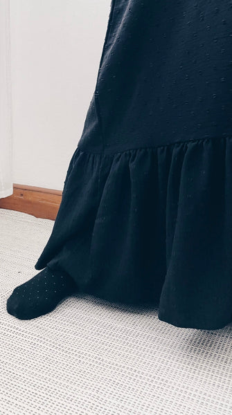 The Dotted Dress : Black