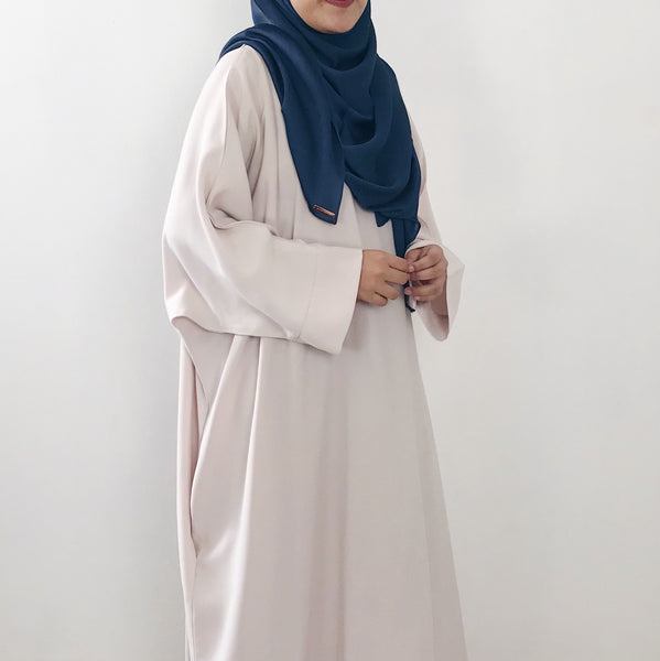 Textured Satin : Greyish Blue