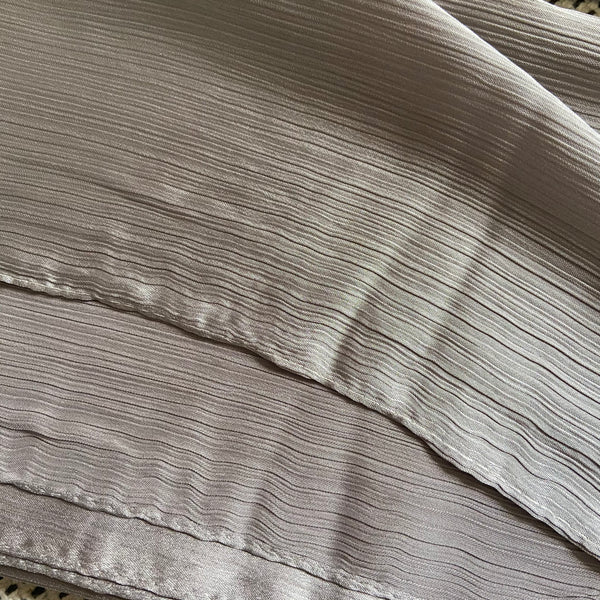 AS/IS - Textured Satin : Silver