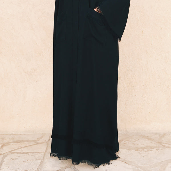 Capsule Collection : Fringe Pocket Abaya