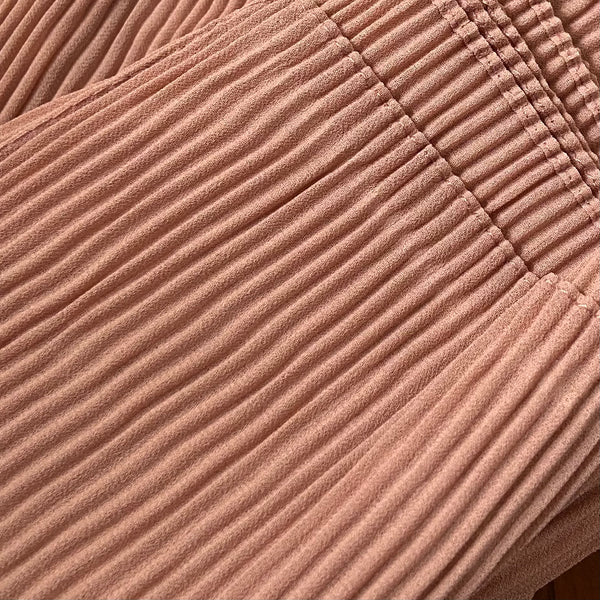 AS/IS - Pleats : Soft Coral