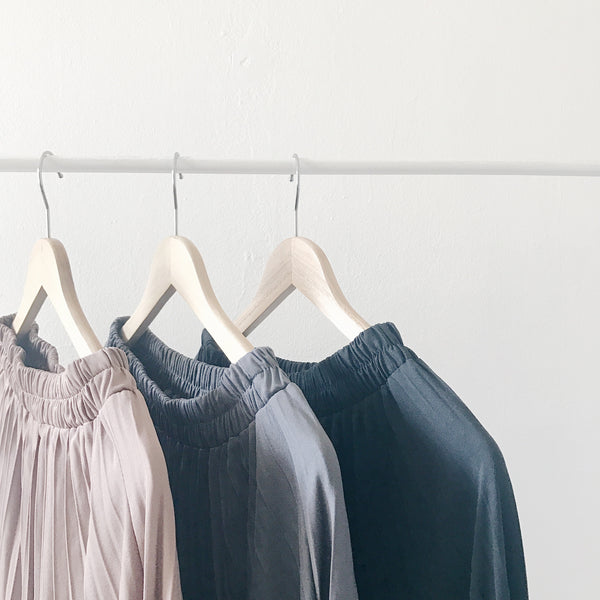 Pleated Skirt : Black