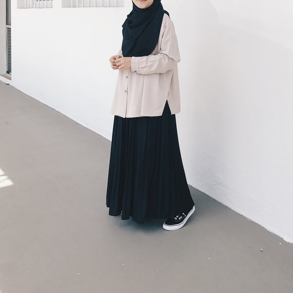 Pleated Skirt : Black
