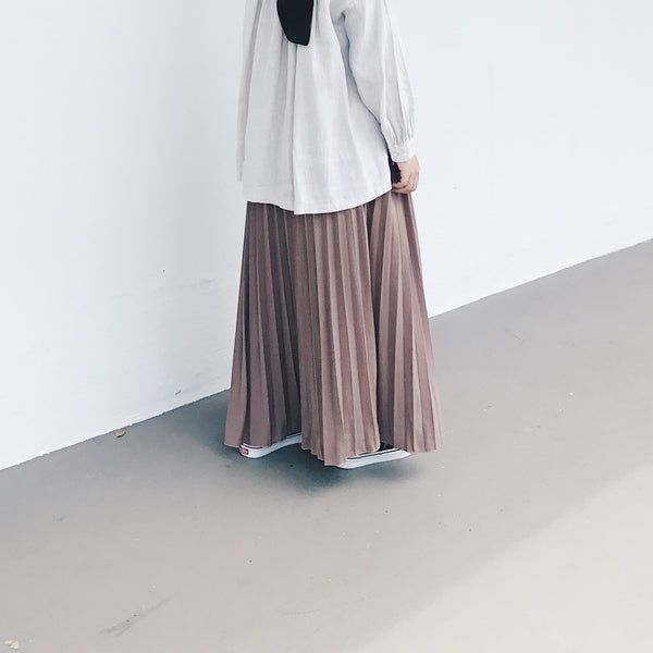 Pleated Skirt : Mocha