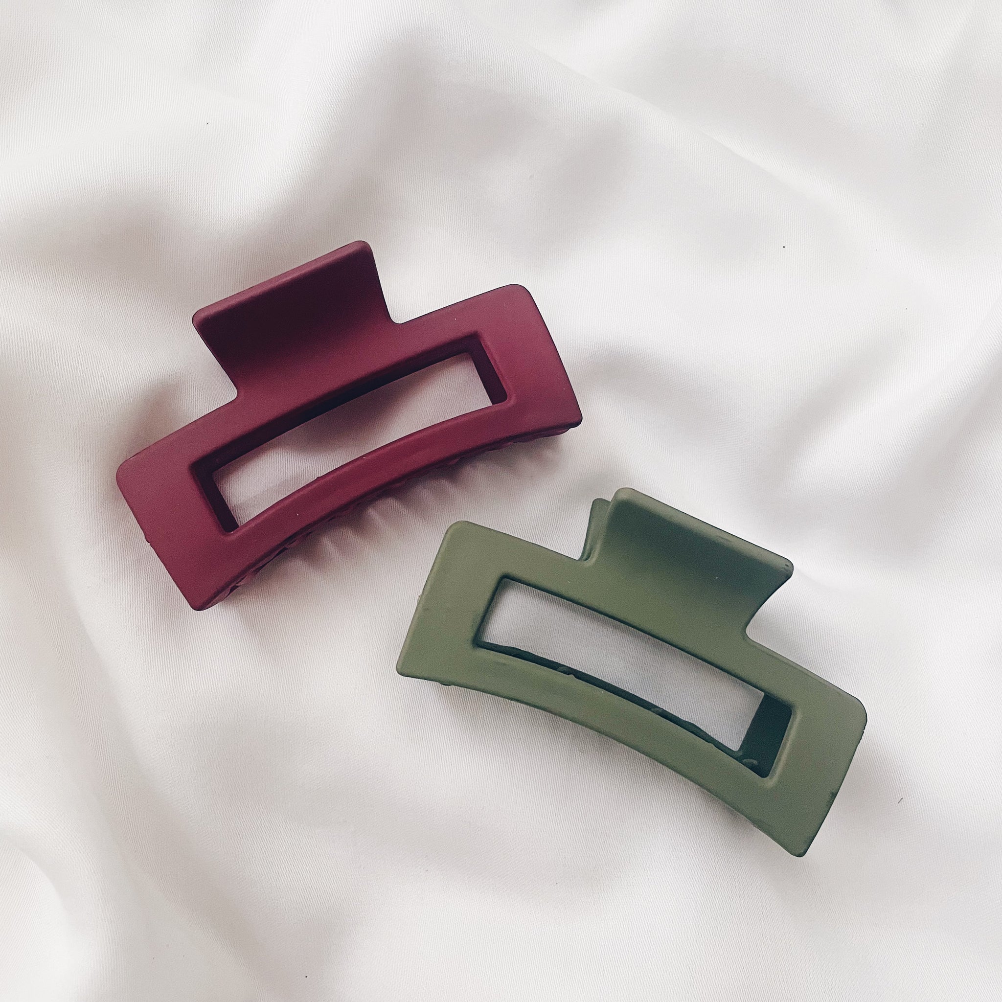 Hair Claw : Marroon & Sage