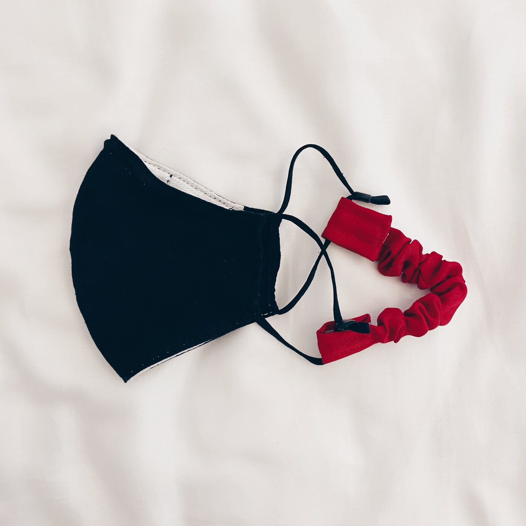 Mask Connector : Red